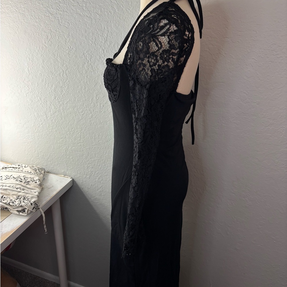 Black Lace Halter Dress - Picture 4 of 7